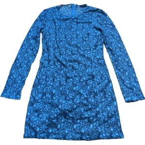 Aritzia long sleeve lace dress size 6 with zipper detail on back